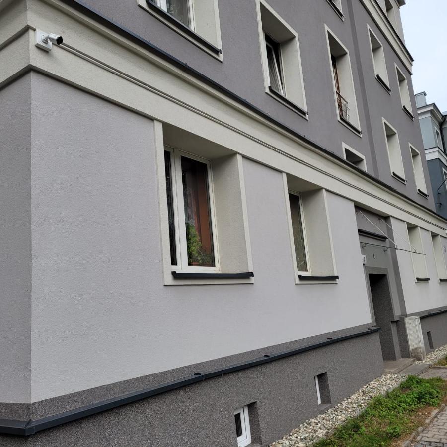 Tuwima Apartment *